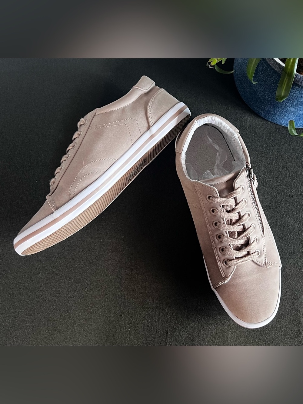 LN Men's Konkrete Casual Lace-Up Sneakers in Taupe